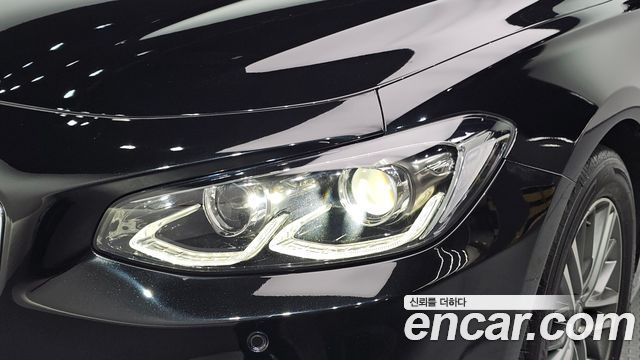 Hyundai Grandeur 2017 — photo 8