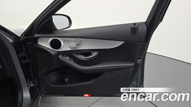 Mercedes-Benz C-Class 2020 — photo 14