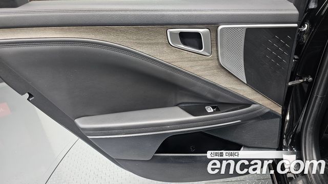 Kia K8 2023 — photo 15