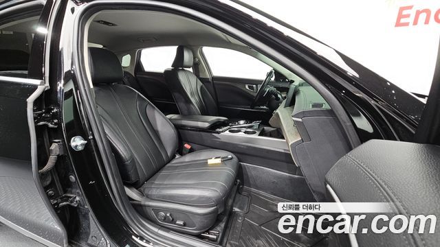 Kia K8 2023 — photo 16