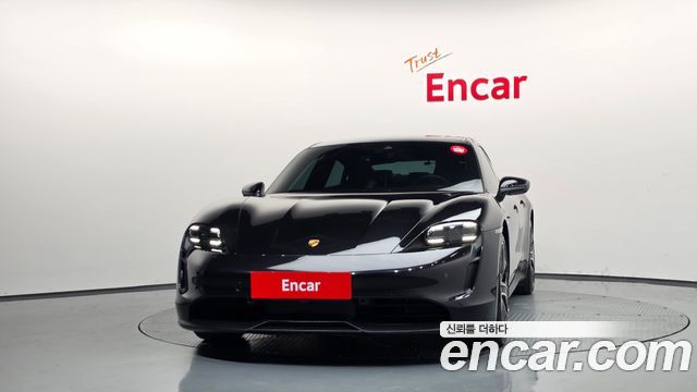 Porsche Taycan 2022 — photo 3