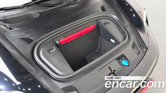 Porsche Taycan 2022 — photo 6