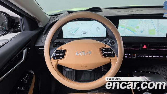 Kia EV6 2023 — photo 19