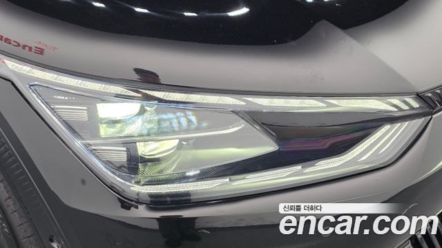 Kia EV6 2023 — photo 8
