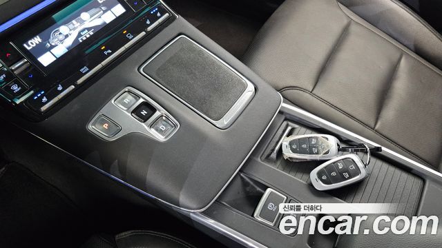 Hyundai Grandeur 2022 — photo 9