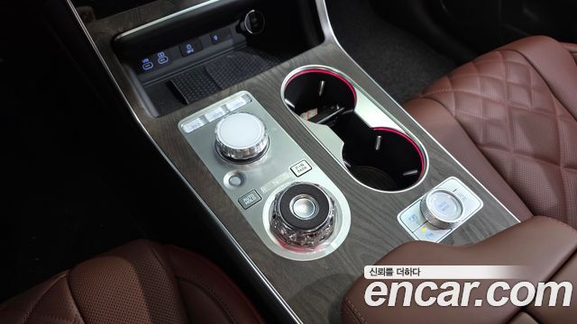 Genesis GV80 2025 — photo 9