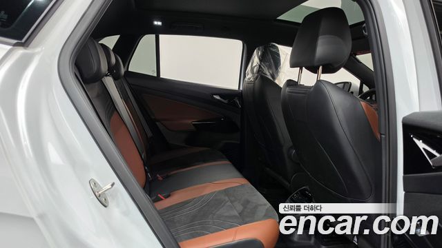 Volkswagen ID.4 2023 — photo 17