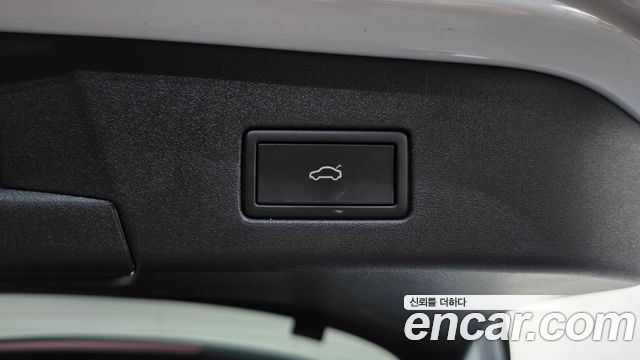 Volkswagen ID.4 2023 — photo 22