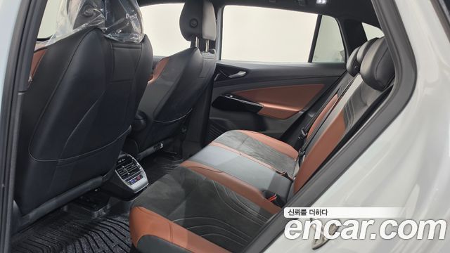 Volkswagen ID.4 2023 — photo 24