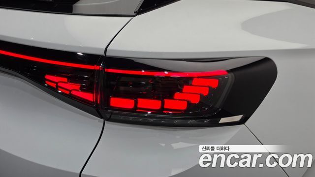 Volkswagen ID.4 2023 — photo 9
