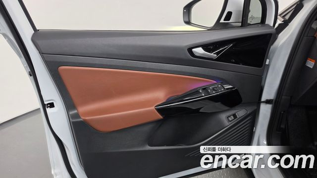 Volkswagen ID.4 2023 — photo 14