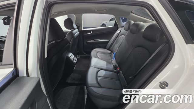 Kia K5 2020 — photo 17
