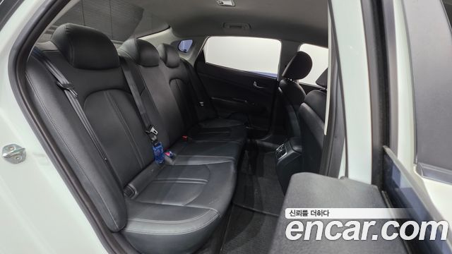 Kia K5 2020 — photo 18