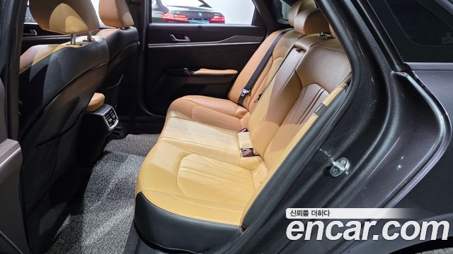 Kia K5 2020 — photo 11