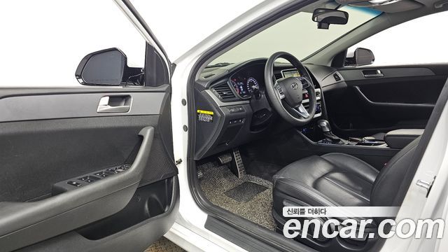 Hyundai Sonata 2018 — photo 10