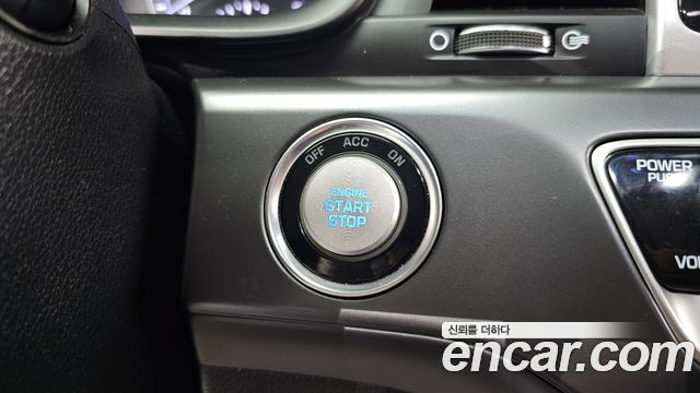 Hyundai Sonata 2018 — photo 18