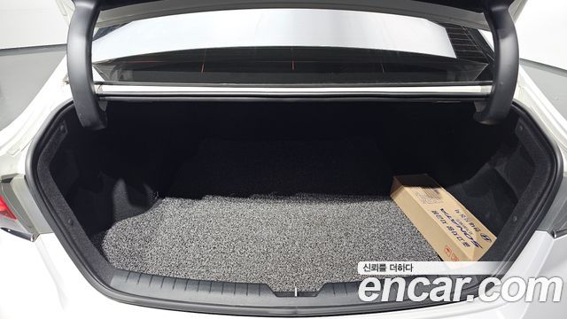 Hyundai Sonata 2018 — photo 20