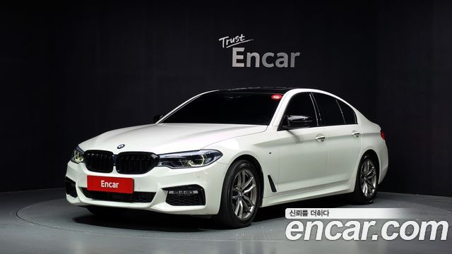 BMW 5-Series 2018 — photo 2