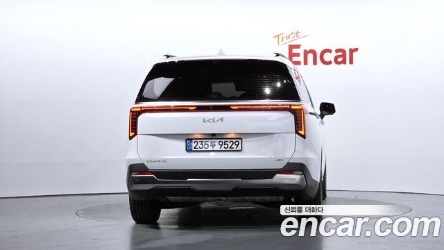 Kia Canival 2024 — photo 4