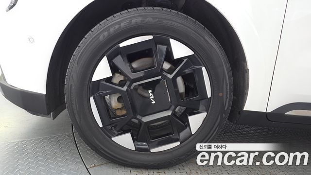 Kia Canival 2024 — photo 5