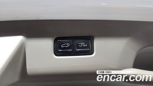 Kia Canival 2024 — photo 23