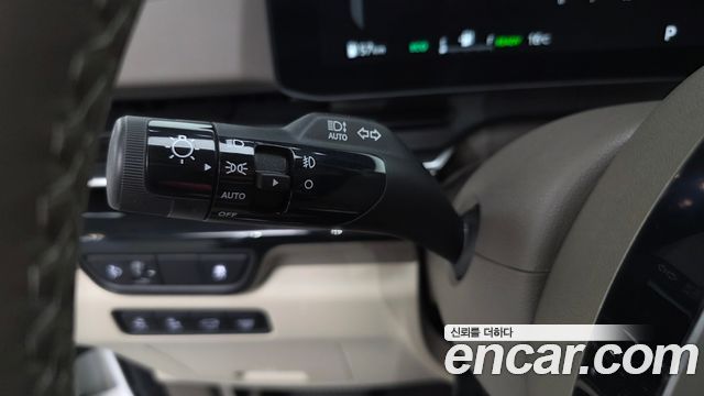 Kia Canival 2024 — photo 25
