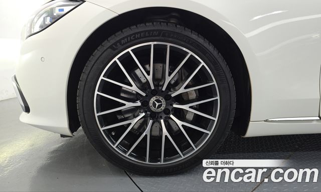 Mercedes-Benz S-Class 2022 — photo 5