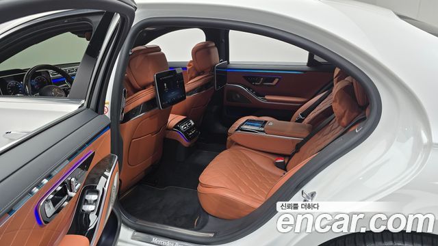 Mercedes-Benz S-Class 2022 — photo 17