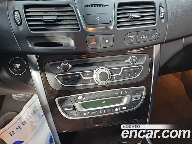 Renault Korea SM5  2010 — photo 17