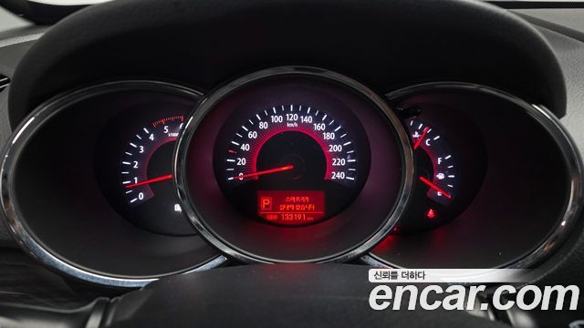 Kia Sorento 2012 — photo 11