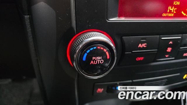 Kia Sorento 2012 — photo 29