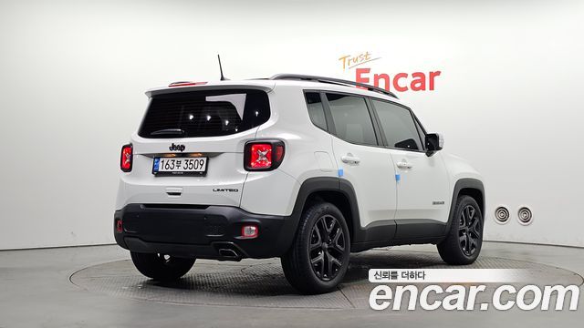 Jeep Renegade 2022 — photo 2