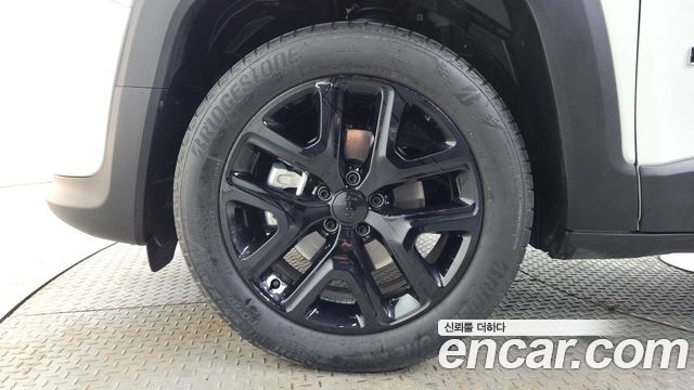 Jeep Renegade 2022 — photo 5