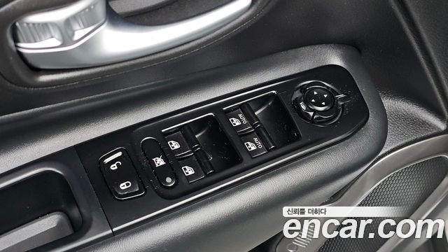 Jeep Renegade 2022 — photo 19