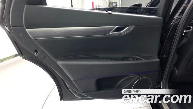 Genesis G80 2025 — photo 15