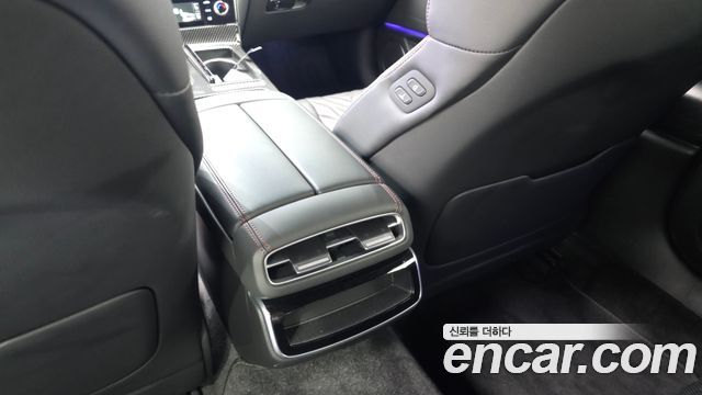Genesis G80 2025 — photo 30