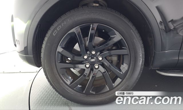 Land Rover Discovery 2018 — photo 5