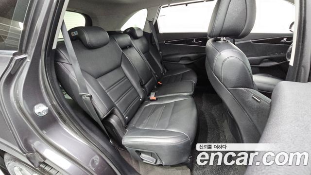 Kia Sorento 2015 — photo 11