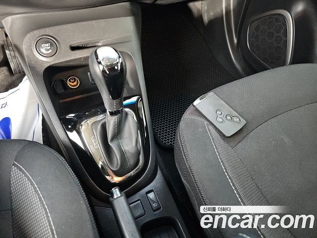 Renault Korea QM3 2015 — photo 8