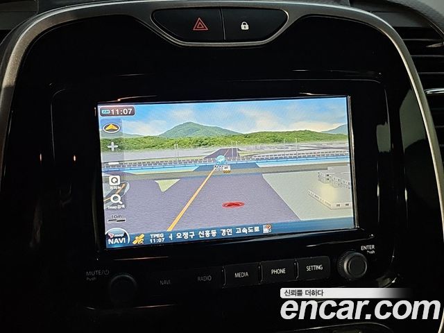Renault Korea QM3 2015 — photo 14