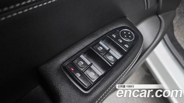 Renault Korea XM3 2022 — photo 19