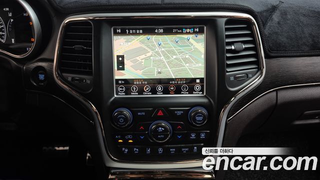 Jeep Cherokee 2018 — photo 18