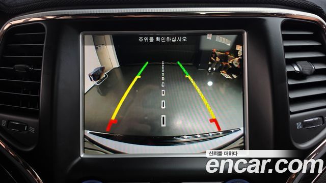 Jeep Cherokee 2018 — photo 20