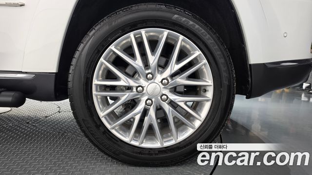 Jeep Cherokee 2018 — photo 7