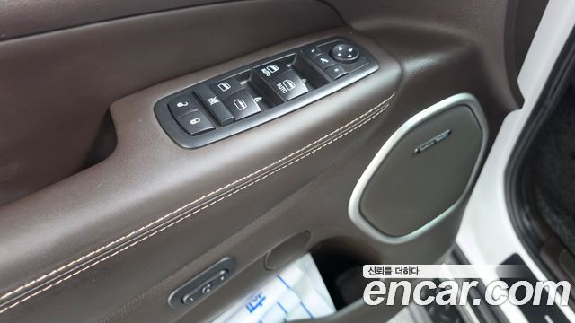 Jeep Cherokee 2018 — photo 28