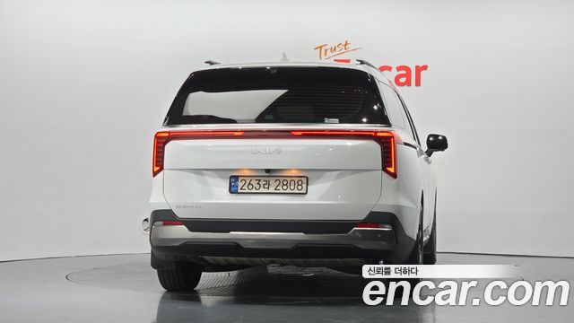 Kia Canival 2024 — photo 4