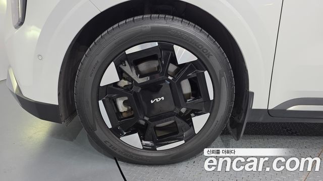 Kia Canival 2024 — photo 5