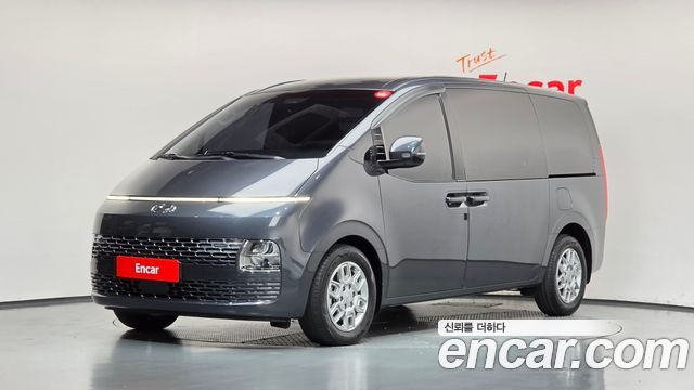 Hyundai Staria 2022 — photo 1