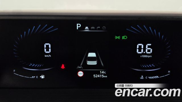Hyundai Staria 2022 — photo 11
