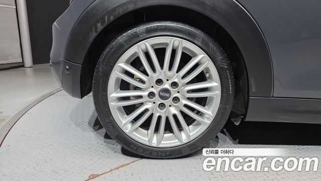Mini Cooper 2014 — photo 5